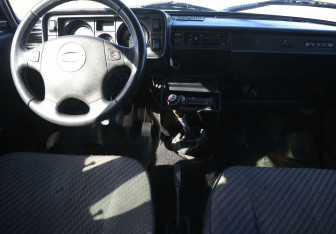 Подержанный автомобиль LADA (ВАЗ) 2105 1990 года (12 фото)