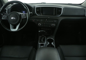 Подержанный автомобиль Kia Sportage 2019 года (22 фото)
