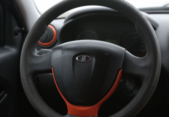 Подержанный автомобиль LADA (ВАЗ) Kalina Wagon 2016 года (16 фото)