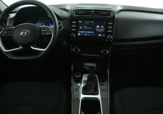 Подержанный автомобиль Hyundai Creta 2021 года (12 фото)