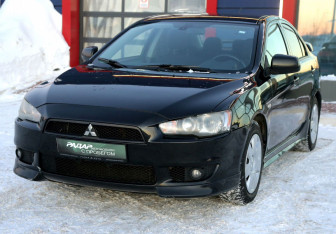 Подержанный автомобиль Mitsubishi Lancer Sedan 2008 года (3 фото)
