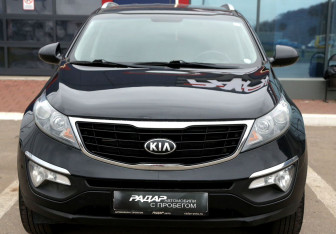 Подержанный автомобиль Kia Sportage 2014 года (2 фото)