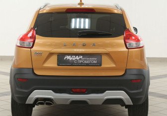 Подержанный автомобиль LADA (ВАЗ) XRAY 2019 года (3 фото)