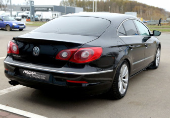 Подержанный автомобиль Volkswagen Passat CC 2011 года (6 фото)