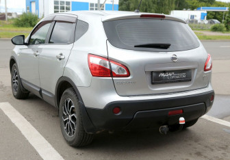 Подержанный автомобиль Nissan Qashqai 2012 года (4 фото)