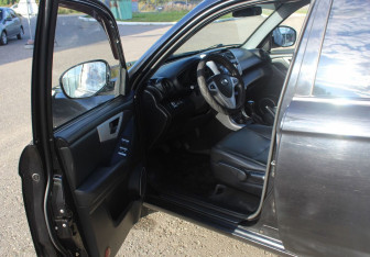 Подержанный автомобиль Lifan X60 2014 года (9 фото)