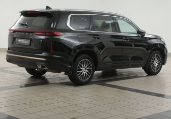 Подержанный автомобиль Exeed VX 2023 года (4 фото)