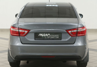 Подержанный автомобиль LADA (ВАЗ) Vesta Sedan 2021 года (3 фото)