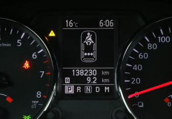 Подержанный автомобиль Nissan Qashqai 2012 года (18 фото)