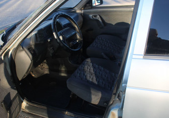 Подержанный автомобиль LADA (ВАЗ) 2110 2001 года (10 фото)