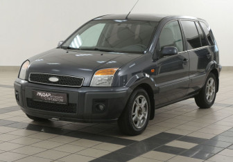 Подержанный автомобиль Ford Fusion 2008 года (8 фото)