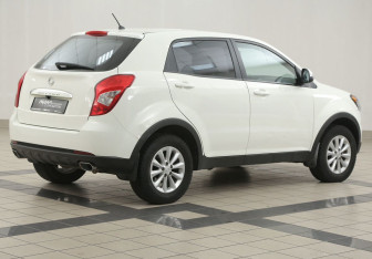 Подержанный автомобиль SsangYong Actyon 2014 года (4 фото)