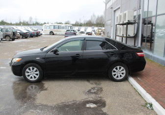 Подержанный автомобиль Toyota Camry Sedan 2008 года (4 фото)