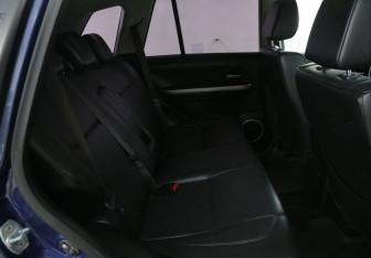 Подержанный автомобиль Suzuki Grand Vitara 2007 года (11 фото)