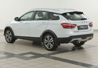 Подержанный автомобиль LADA (ВАЗ) Vesta Wagon 2019 года (2 фото)