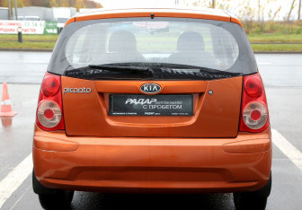 Подержанный автомобиль Kia Picanto 2008 года (5 фото)