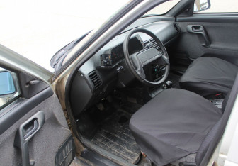 Подержанный автомобиль LADA (ВАЗ) 2111 2005 года (10 фото)