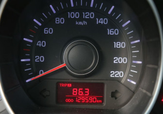Подержанный автомобиль Kia Rio Sedan 2013 года (17 фото)