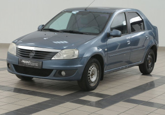 Подержанный автомобиль Renault Logan Sedan 2013 года (8 фото)