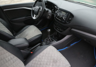 Подержанный автомобиль LADA (ВАЗ) Vesta Wagon 2019 года (9 фото)