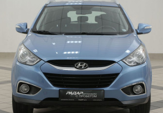 Подержанный автомобиль Hyundai ix35 2012 года (6 фото)