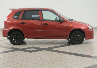 Подержанный автомобиль LADA (ВАЗ) Kalina Hatchback 2010 года (5 фото)