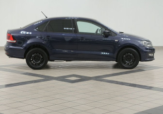 Подержанный автомобиль Volkswagen Polo Sedan 2016 года (5 фото)