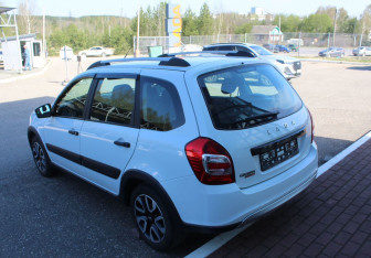 Подержанный автомобиль LADA (ВАЗ) Granta Wagon 2024 года (5 фото)
