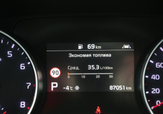 Подержанный автомобиль Kia Ceed Hatchback 2018 года (36 фото)