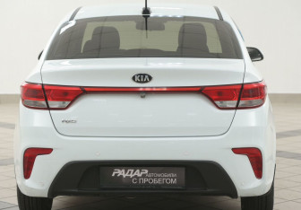 Подержанный автомобиль Kia Rio Sedan 2018 года (3 фото)