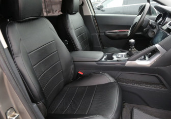 Подержанный автомобиль Peugeot 3008 2010 года (10 фото)