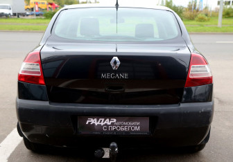 Подержанный автомобиль Renault Megane Sedan 2008 года (5 фото)