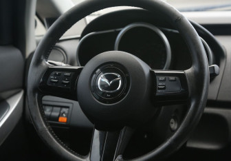 Подержанный автомобиль Mazda CX-7 2007 года (16 фото)