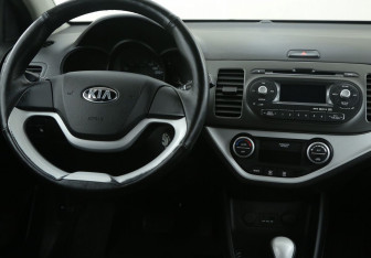 Подержанный автомобиль Kia Picanto 2013 года (14 фото)