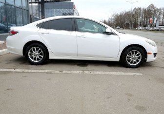 Подержанный автомобиль Mazda 6 Sedan 2009 года (7 фото)