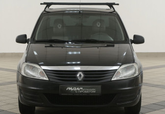 Подержанный автомобиль Renault Logan Sedan 2012 года (6 фото)