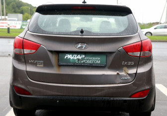 Подержанный автомобиль Hyundai ix35 2013 года (5 фото)
