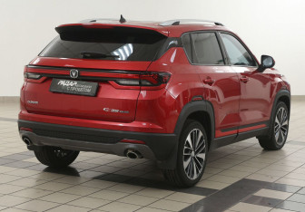 Подержанный автомобиль Changan CS35PLUS 2024 года (4 фото)