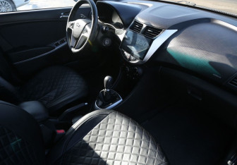 Подержанный автомобиль Hyundai Solaris Sedan 2013 года (9 фото)