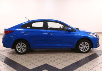 Подержанный автомобиль Hyundai Solaris Sedan 2017 года (4 фото)