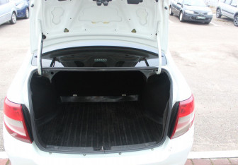 Подержанный автомобиль LADA (ВАЗ) Granta Sedan 2019 года (16 фото)