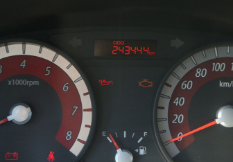 Подержанный автомобиль Kia Rio Sedan 2010 года (18 фото)