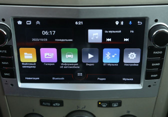 Подержанный автомобиль Opel Astra Hatchback 2008 года (17 фото)