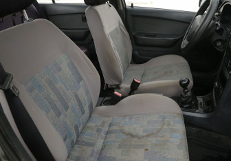 Подержанный автомобиль Daewoo Nexia Sedan 2014 года (10 фото)