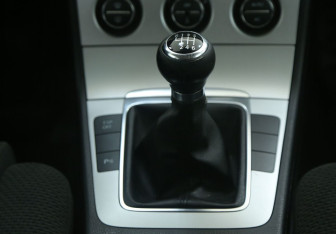 Подержанный автомобиль Volkswagen Passat Wagon 2008 года (15 фото)