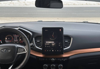 Подержанный автомобиль LADA (ВАЗ) Vesta Sedan 2023 года (11 фото)