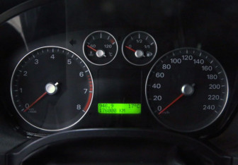 Подержанный автомобиль Ford Focus Hatchback 2007 года (11 фото)