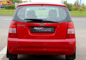 Подержанный автомобиль Kia Picanto 2007 года (5 фото)