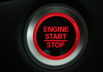 Подержанный автомобиль Honda CR-V 2018 года (27 фото)