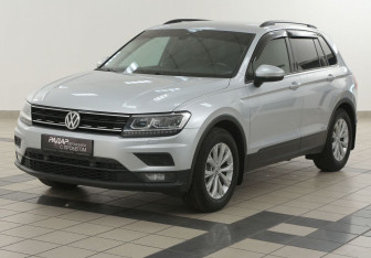 Подержанный автомобиль Volkswagen Tiguan 2019 года (8 фото)